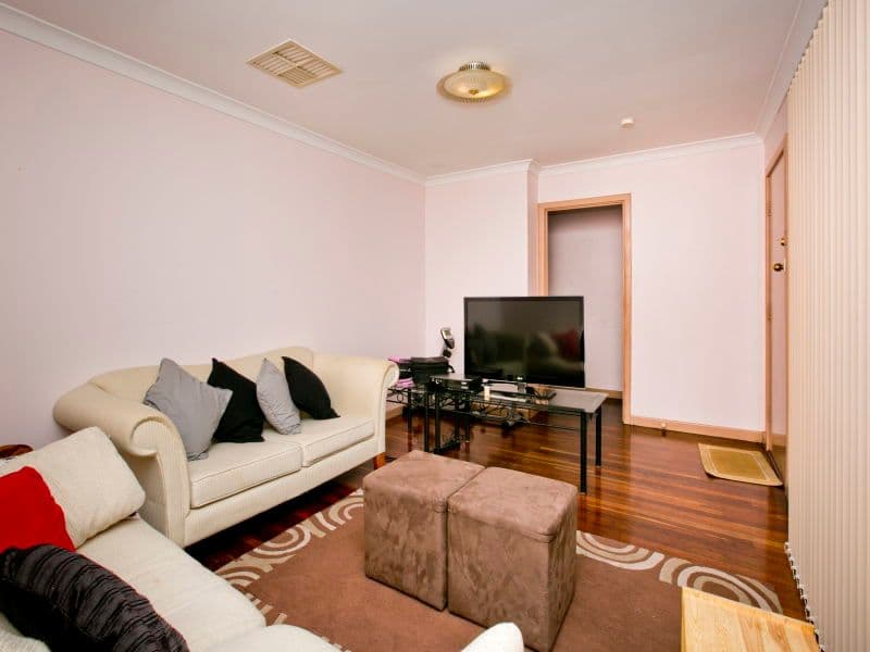 76 Casserley Avenue, GIRRAWHEEN WA 6064, Girrawheen - Thumbnail 8