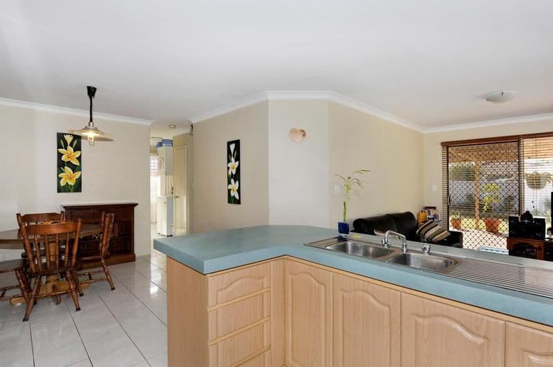 6 Mulloway Place, WARNBRO WA 6169, Warnbro - Thumbnail 2