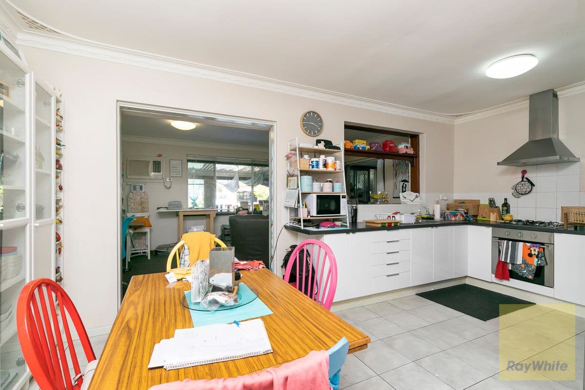 17 Edinburgh Road, Forrestfield WA 6058, Forrestfield - Thumbnail 4