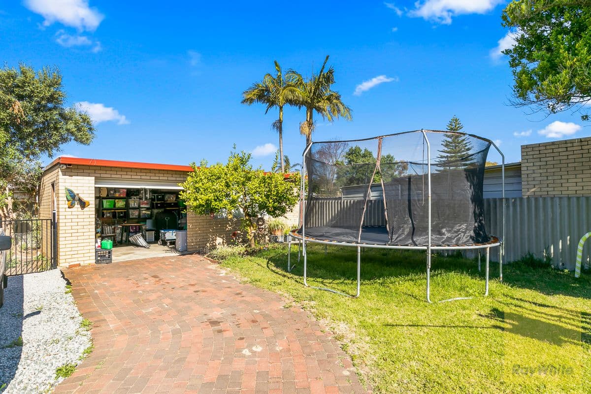 17 Edinburgh Road, Forrestfield WA 6058, Forrestfield - Thumbnail 8