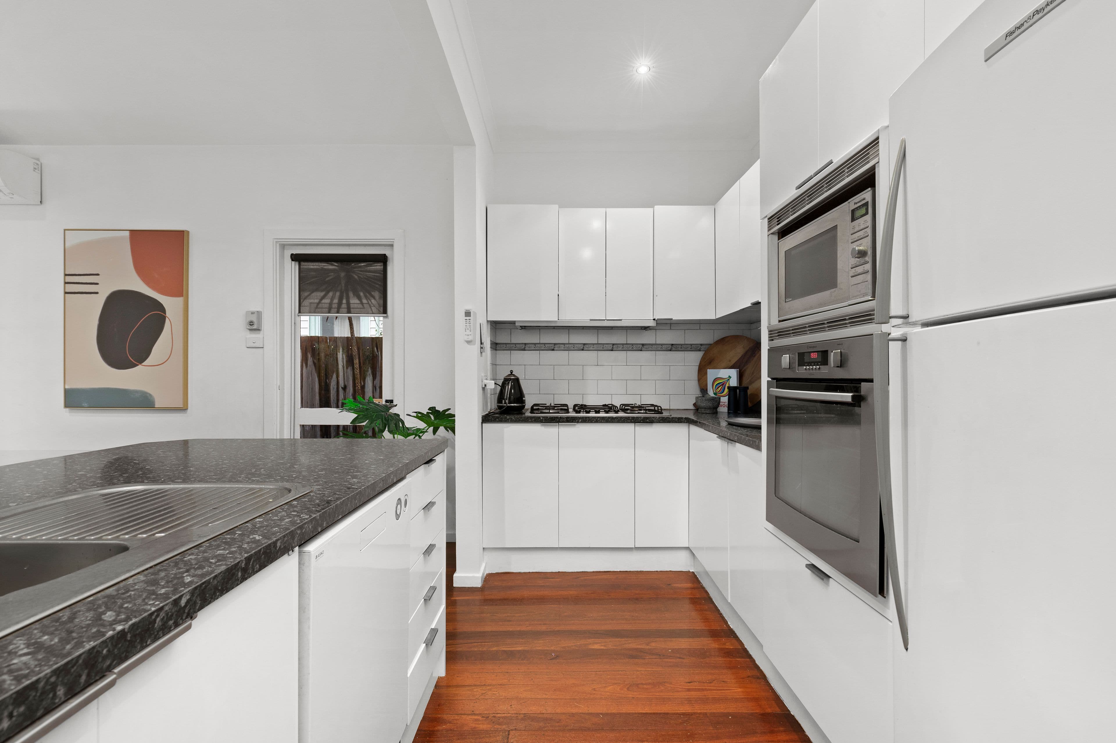 63 Park Road, Cheltenham VIC 3192, Cheltenham - Thumbnail 4