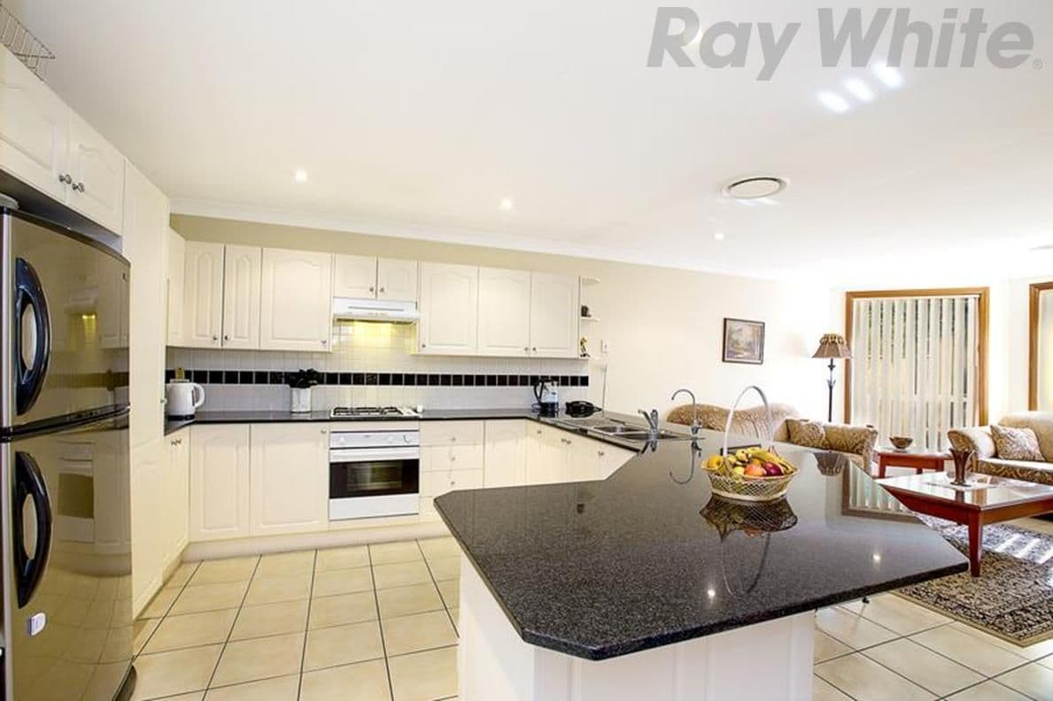 6 Palace Court, CECIL HILLS NSW 2171, Cecil Hills - Thumbnail 4