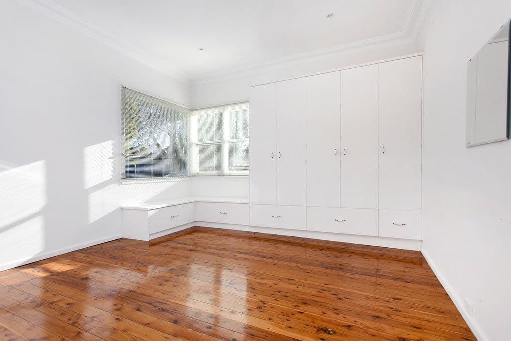 42 Norman Street, Mangerton NSW 2500, Mangerton - Thumbnail 4