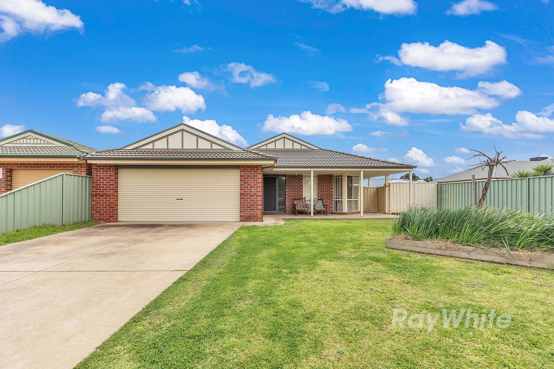 2 Woodlands Circuit, Echuca VIC 3564, Echuca - Image 1