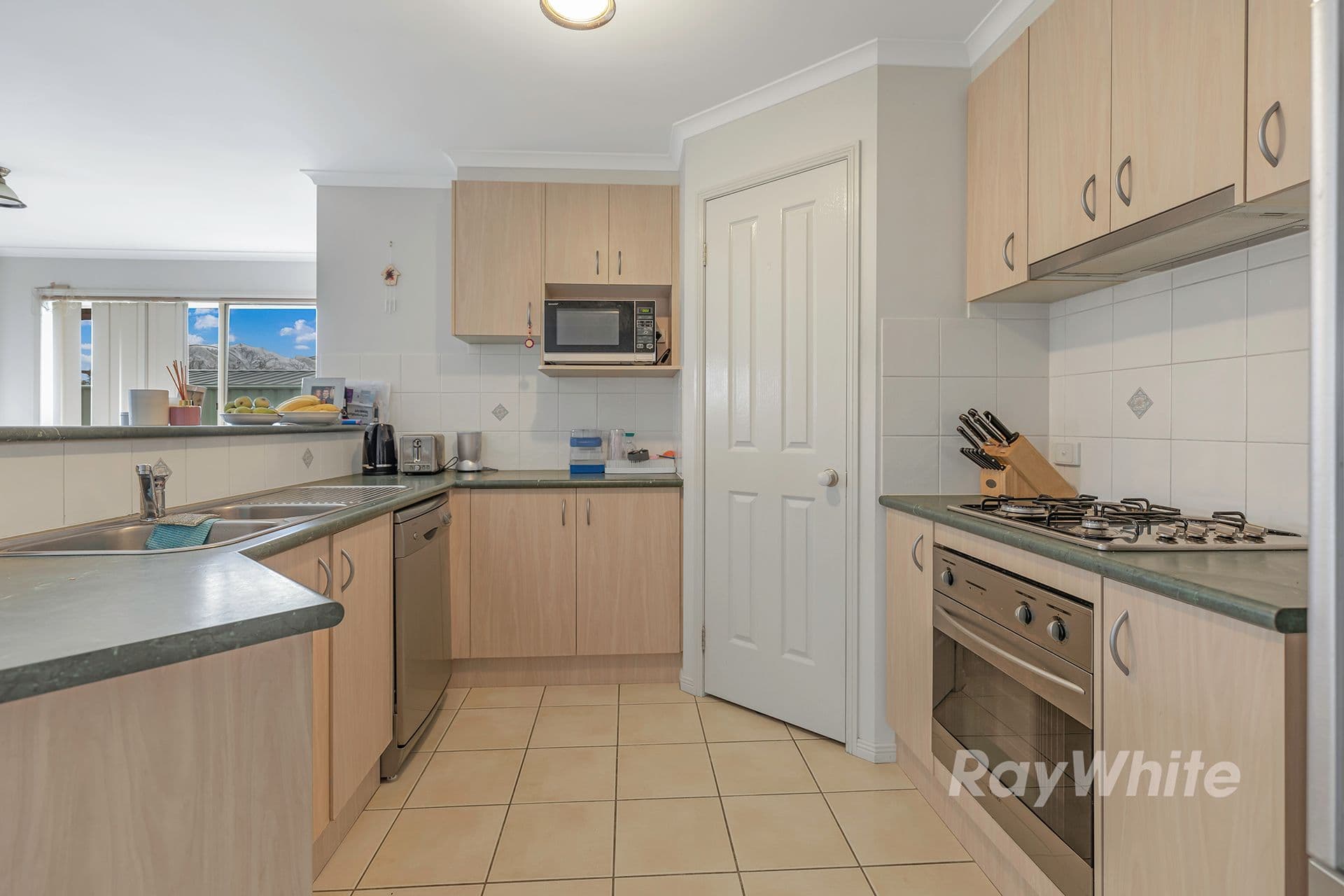 2 Woodlands Circuit, Echuca VIC 3564, Echuca - Thumbnail 5