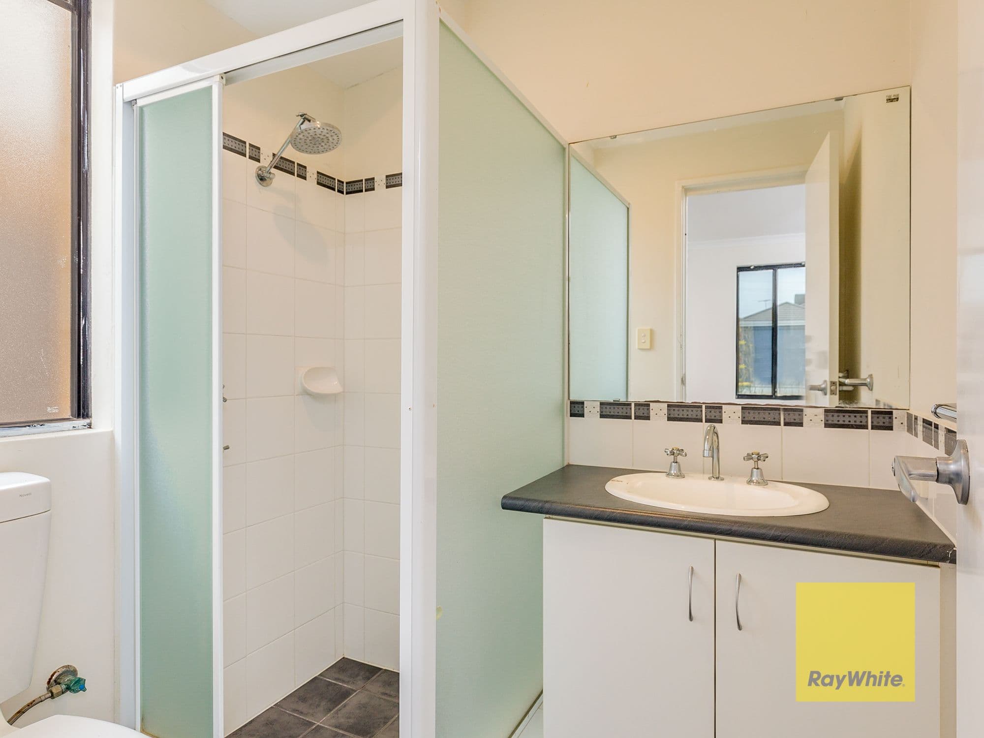 24 Bridal Crescent, Kenwick WA 6107, Kenwick - Thumbnail 6