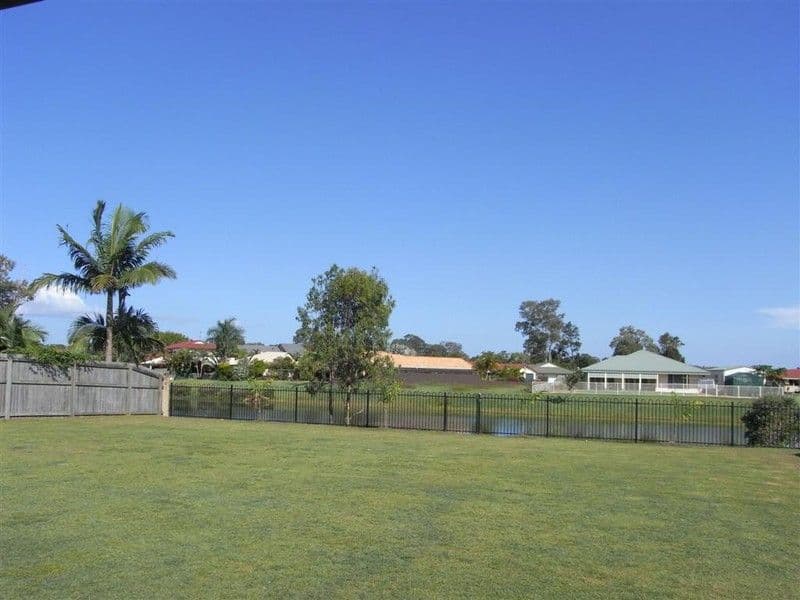 9 Treviso Court, Urangan QLD 4655, Urangan - Thumbnail 2