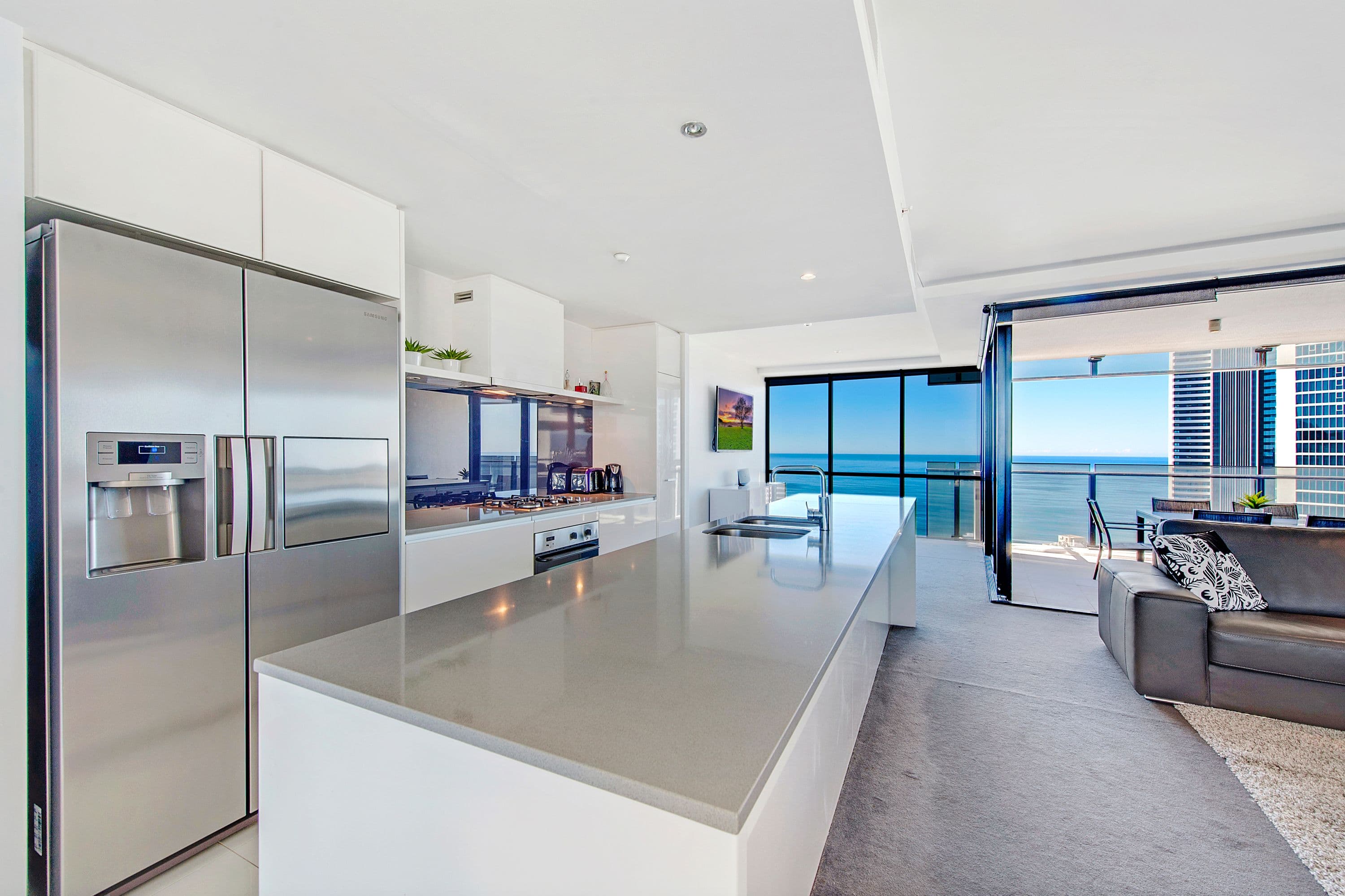 9 Ferny Avenue, Surfers Paradise QLD 4217, Surfers Paradise - Image 1