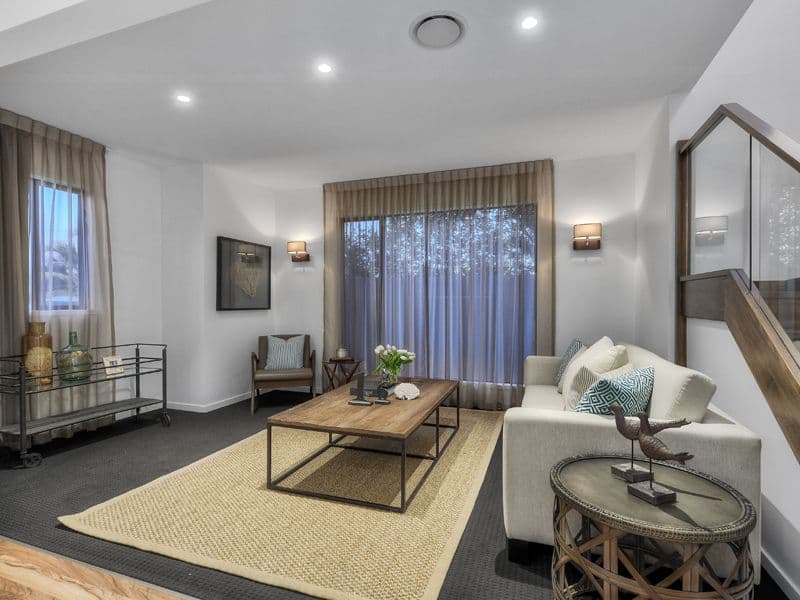 39 Dovedale Crescent, Ashgrove QLD 4060, Ashgrove - Thumbnail 2