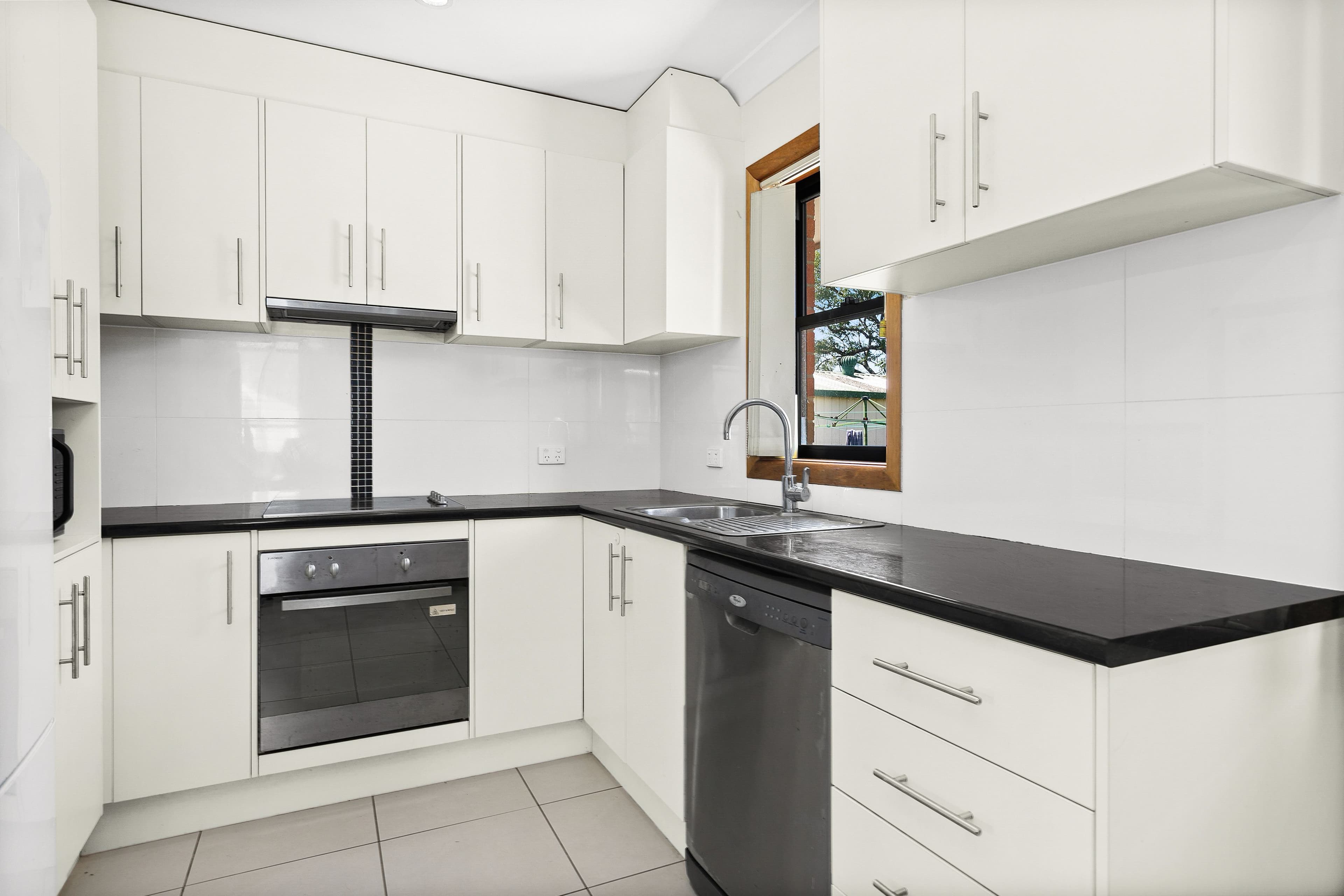 9 Johnston Street, Warilla NSW 2528, Warilla - Thumbnail 2