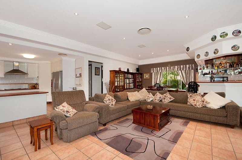 22 Nottinghill Gate Drive, ARUNDEL QLD 4214, Arundel - Thumbnail 2