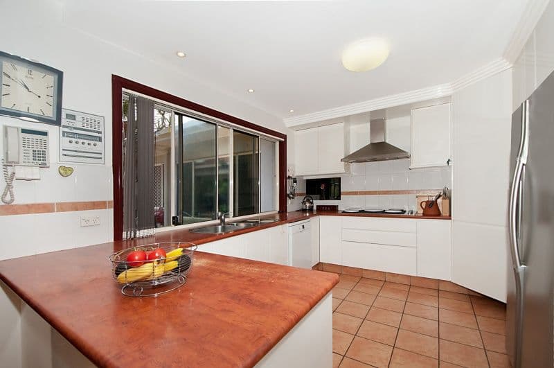 22 Nottinghill Gate Drive, ARUNDEL QLD 4214, Arundel - Thumbnail 8