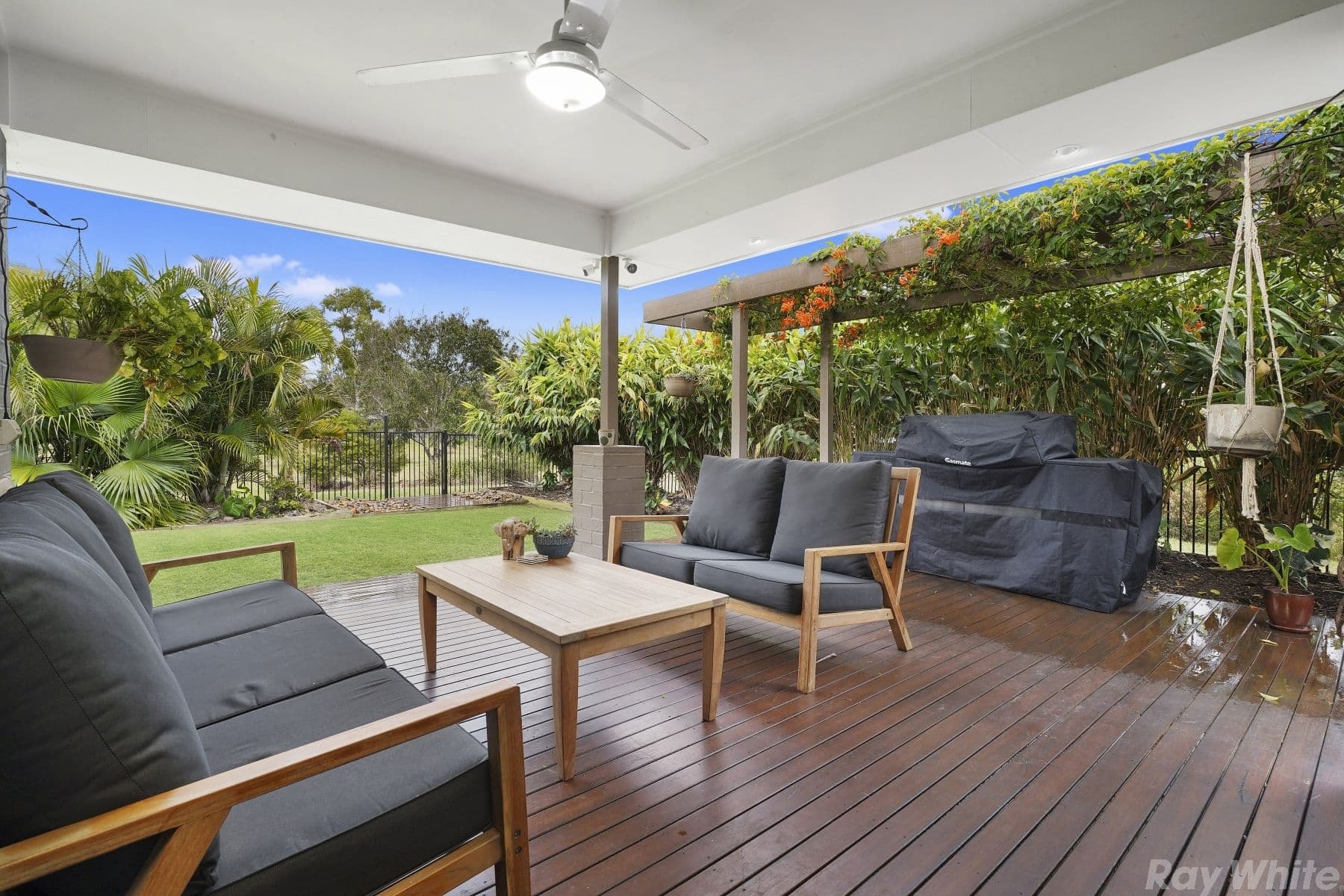 39 Pinegrove Street, Morayfield QLD 4506, Morayfield - Thumbnail 2