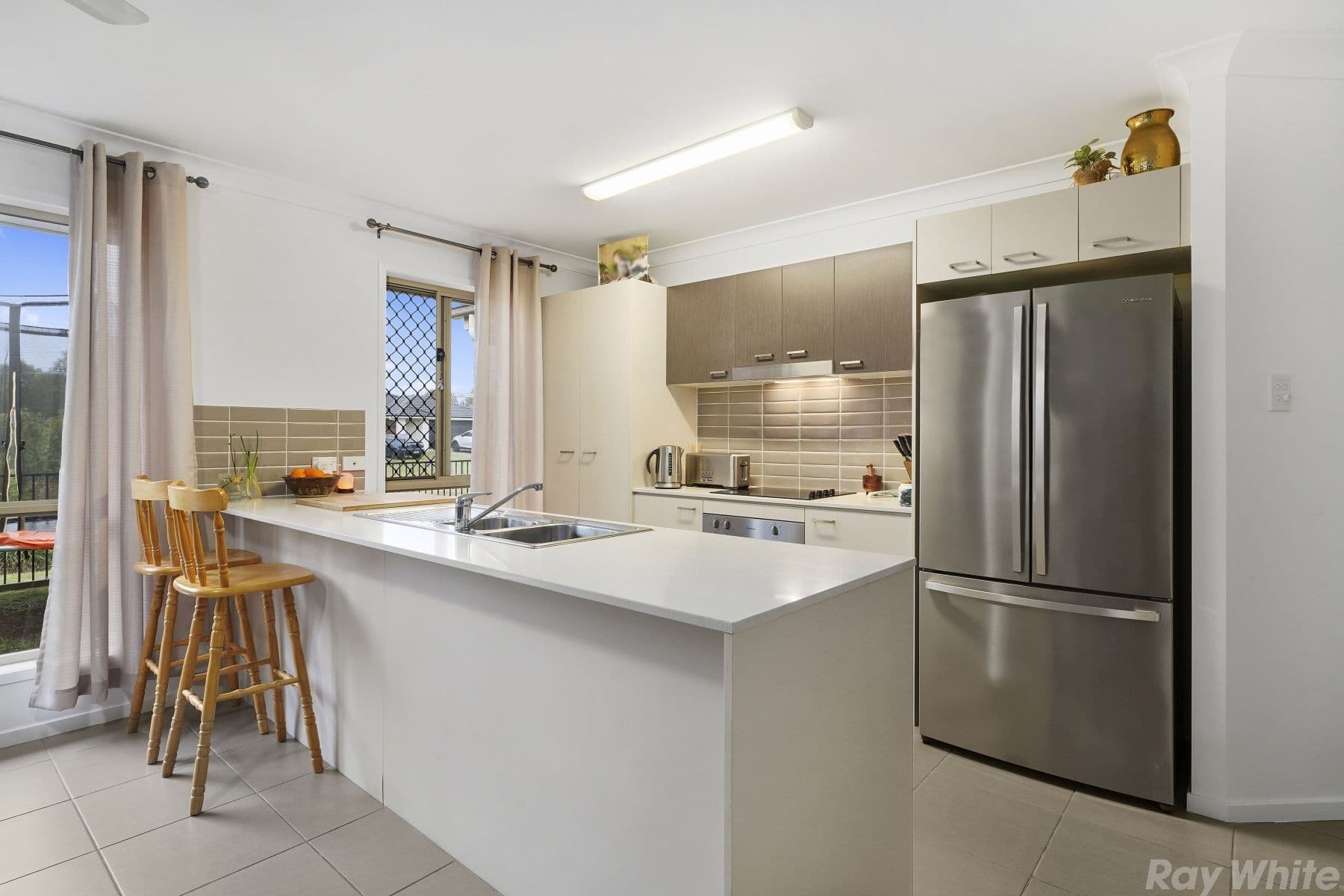 39 Pinegrove Street, Morayfield QLD 4506, Morayfield - Thumbnail 3