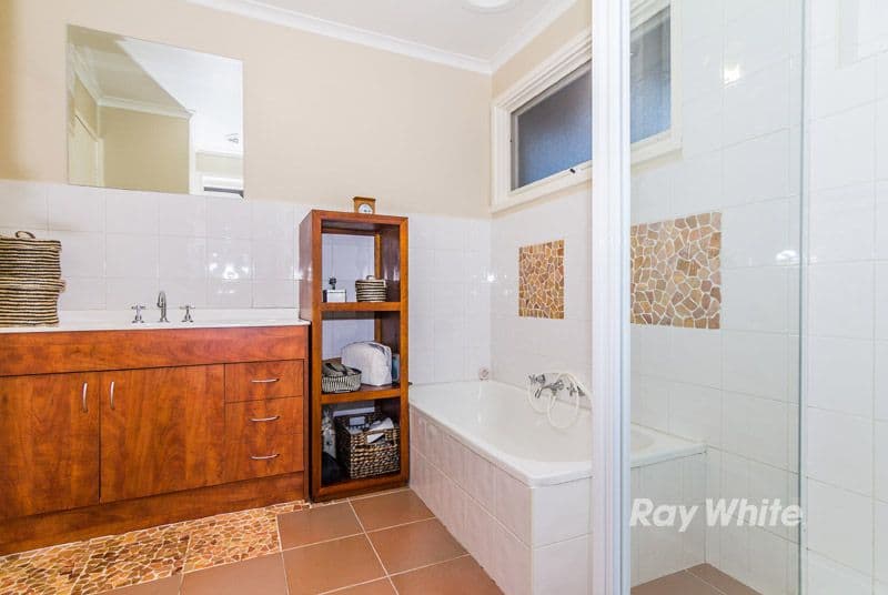 12 Fourth Avenue, ROWVILLE VIC 3178, Rowville - Thumbnail 6