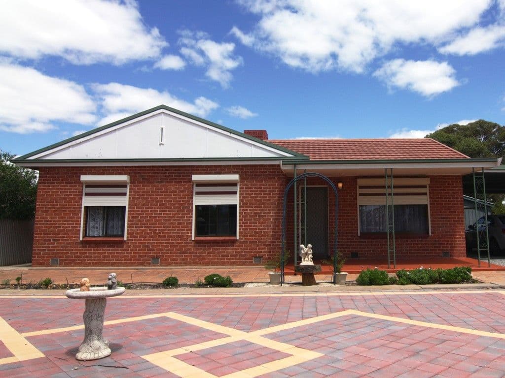 1 Eyre Street, Barmera SA 5345, Barmera - Image 1