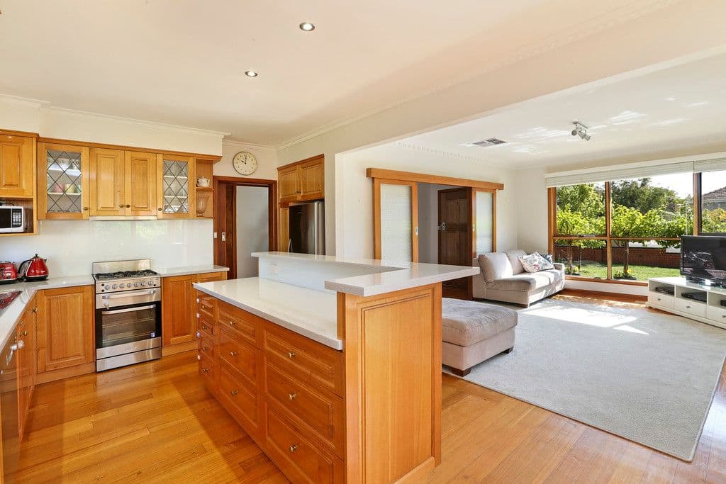 23 Cuthbert Avenue, Highton VIC 3216, Highton - Thumbnail 3