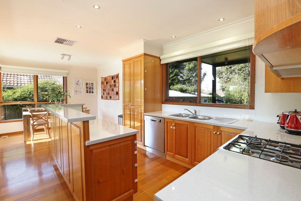 23 Cuthbert Avenue, Highton VIC 3216, Highton - Thumbnail 4