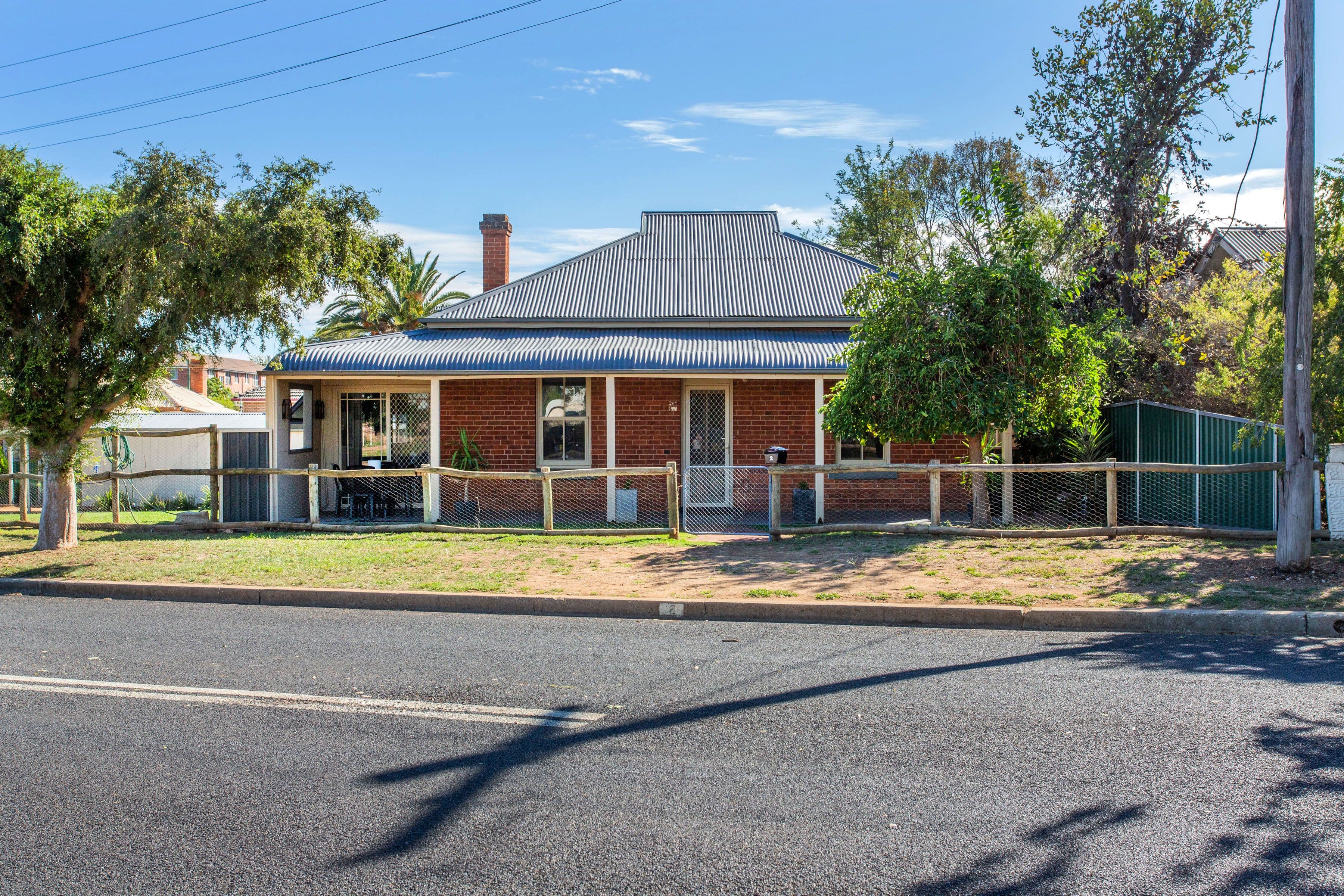 2 Argoon Street, Cowra NSW 2794, Cowra - Image 1