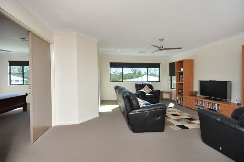 27  Feathertail Place, GUMDALE QLD 4154, Gumdale - Thumbnail 5