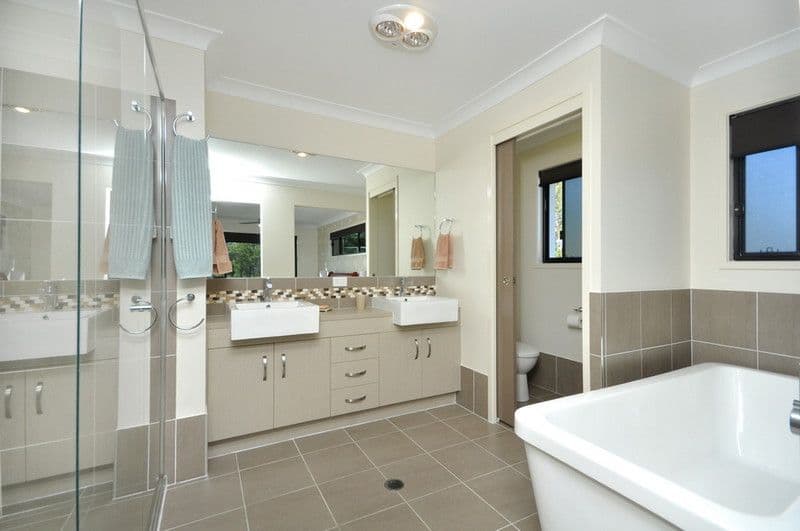 27  Feathertail Place, GUMDALE QLD 4154, Gumdale - Thumbnail 7