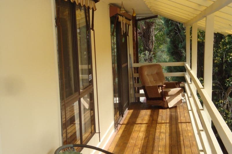 11  Grevillea Close, BOSSLEY PARK NSW 2176, Bossley Park - Thumbnail 2