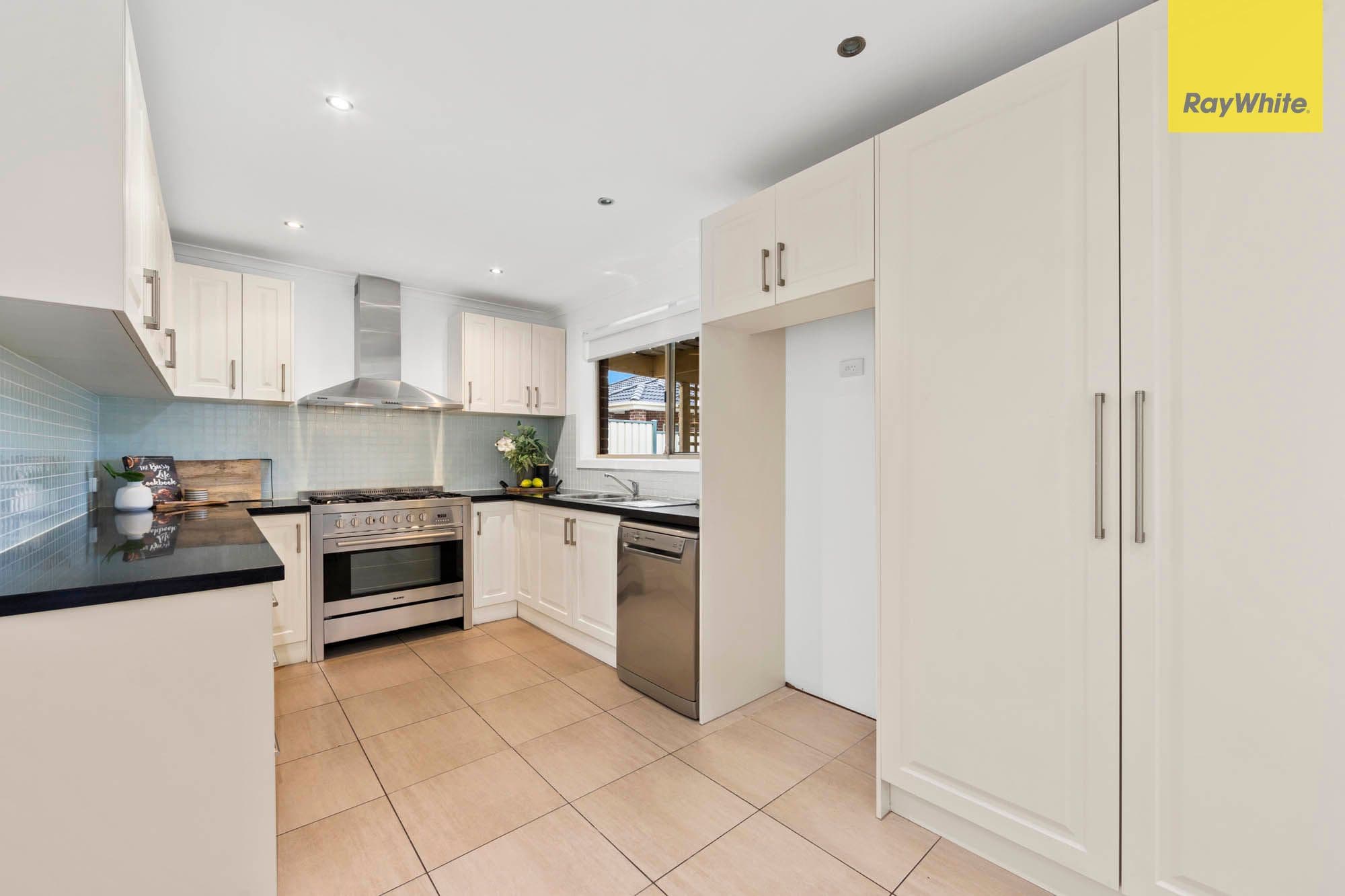 25 Kerrison Avenue, St Albans VIC 3021, St Albans - Thumbnail 5