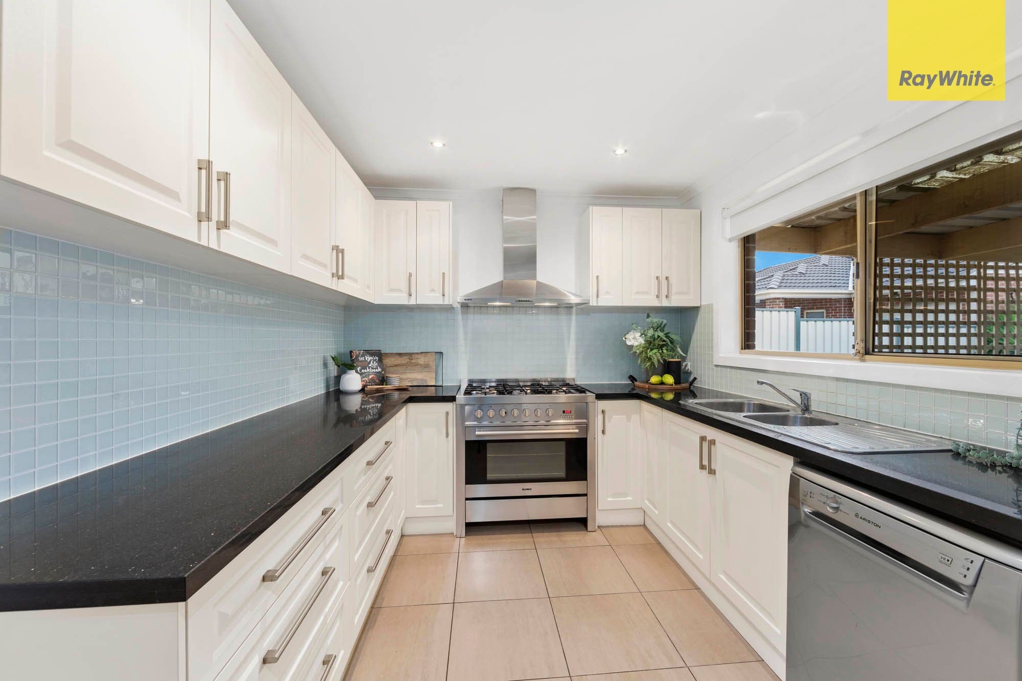 25 Kerrison Avenue, St Albans VIC 3021, St Albans - Thumbnail 6