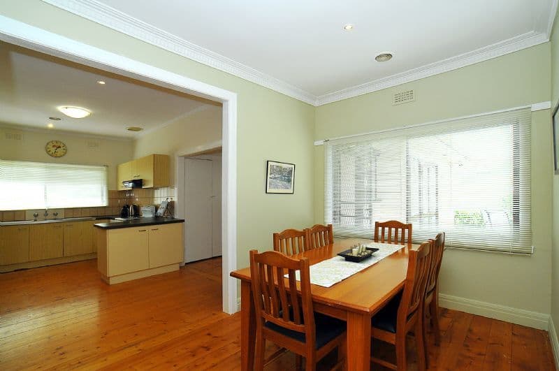 25 Francis Street, BLACKBURN VIC 3130, Blackburn - Thumbnail 2