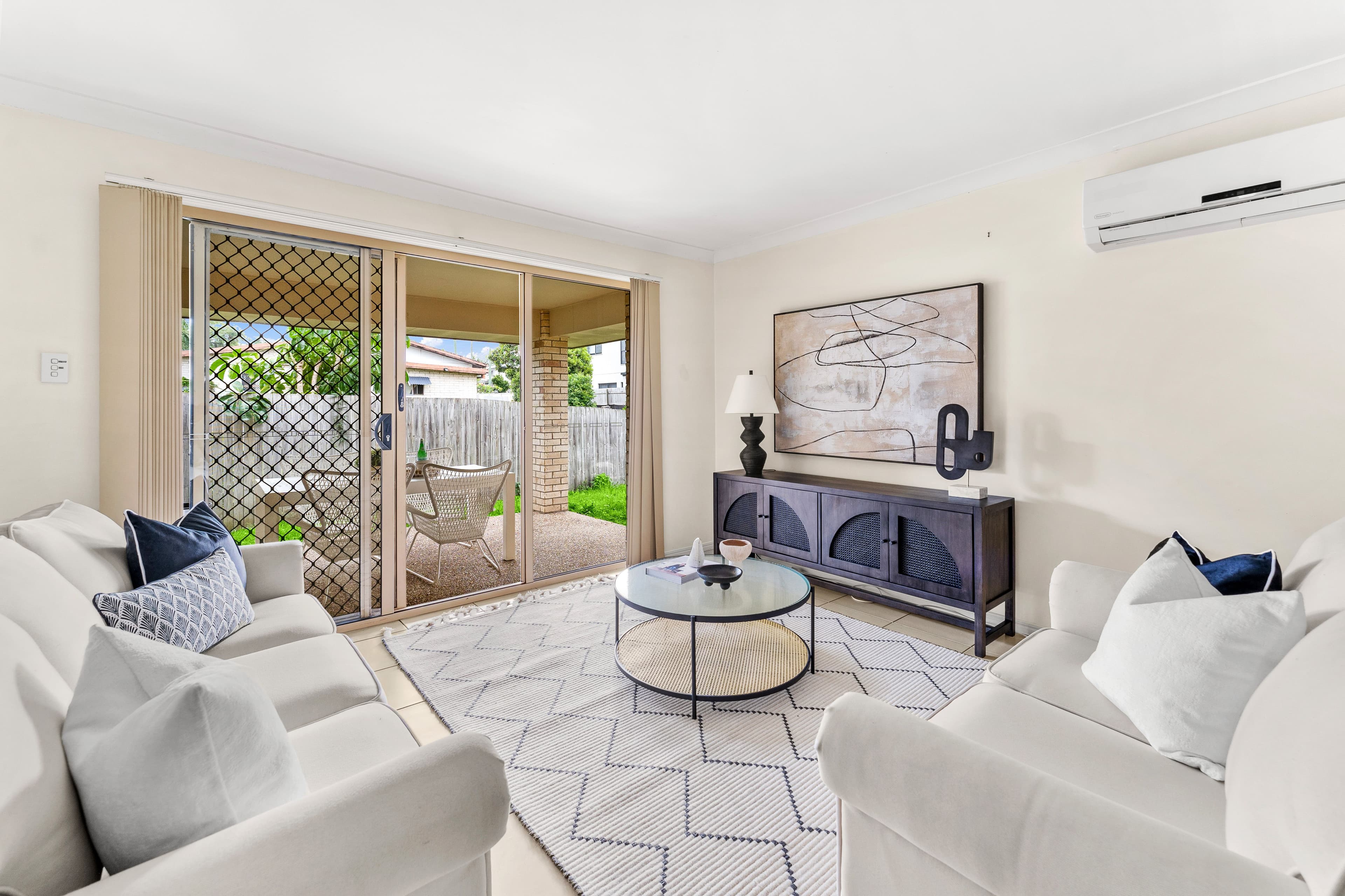 92 Warrigal Road, Runcorn QLD 4113, Runcorn - Thumbnail 2