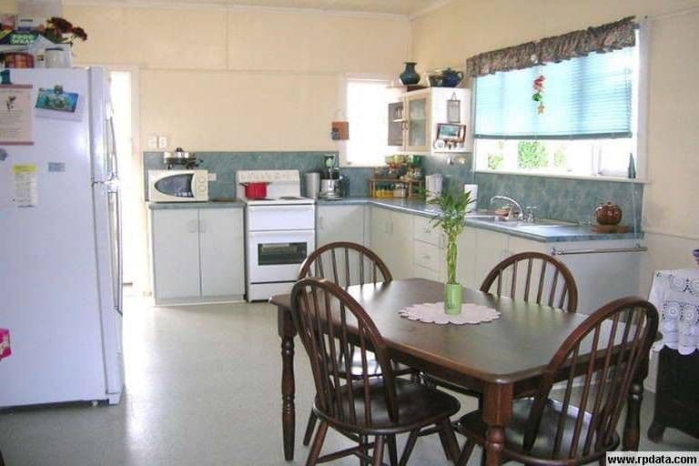 14 Pearson Street, WEST ROCKHAMPTON QLD 4700, West Rockhampton - Thumbnail 3
