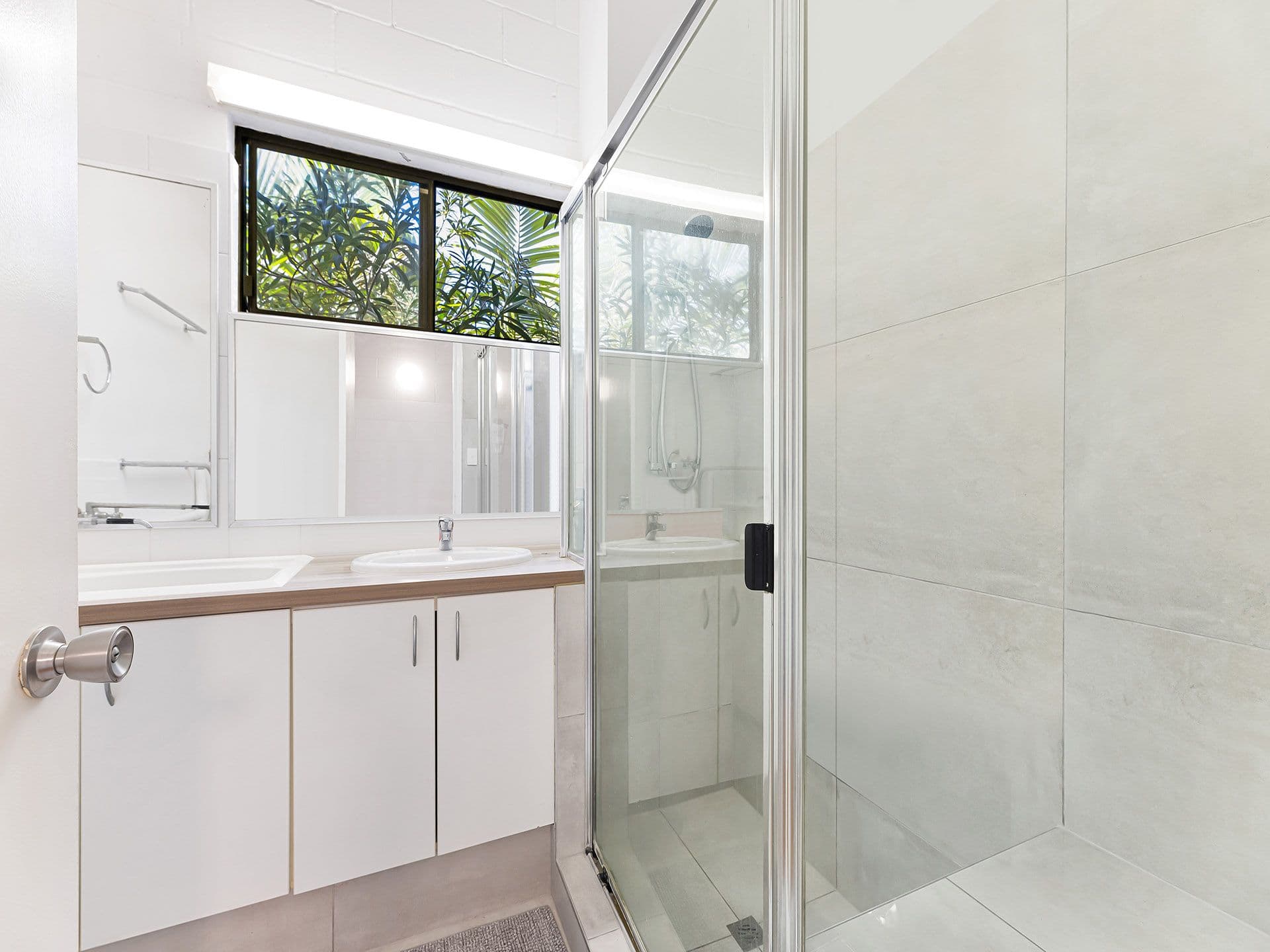 22 Goonawarra Drive, Mooloolaba QLD 4557, Mooloolaba - Thumbnail 8