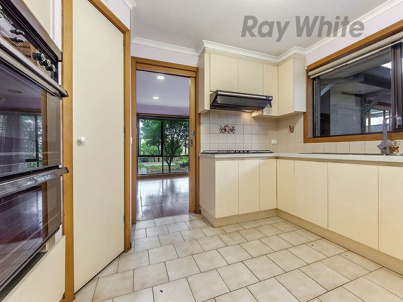 100 Oleander Drive, St Albans VIC 3021, St Albans - Thumbnail 4