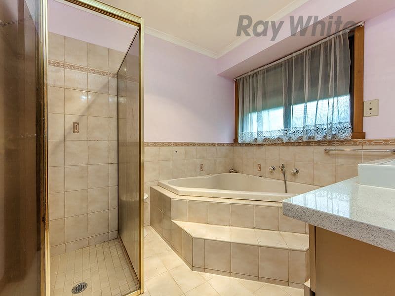 100 Oleander Drive, St Albans VIC 3021, St Albans - Thumbnail 6