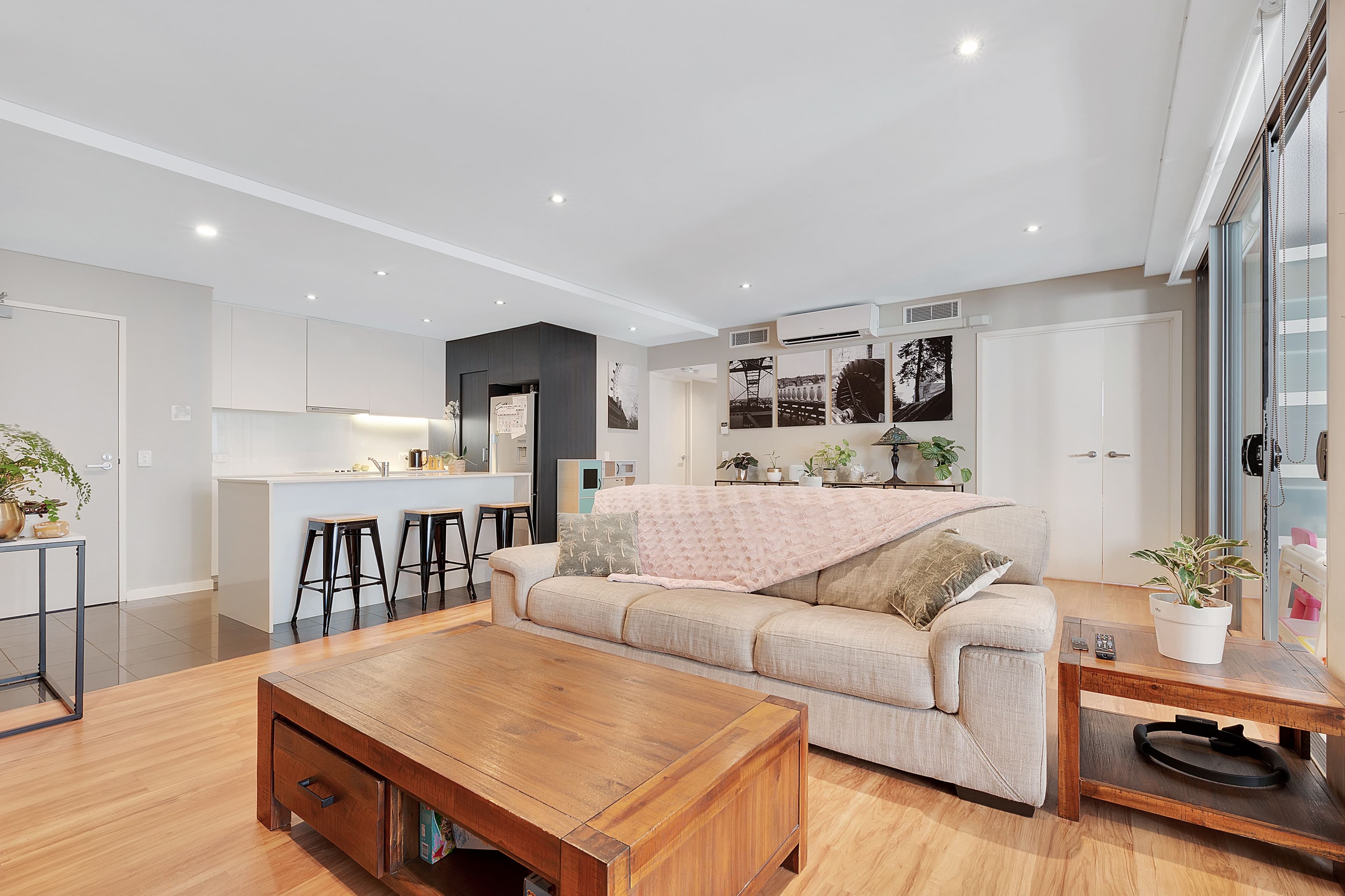18 Paradise Street, Highgate Hill QLD 4101, Highgate Hill - Thumbnail 2