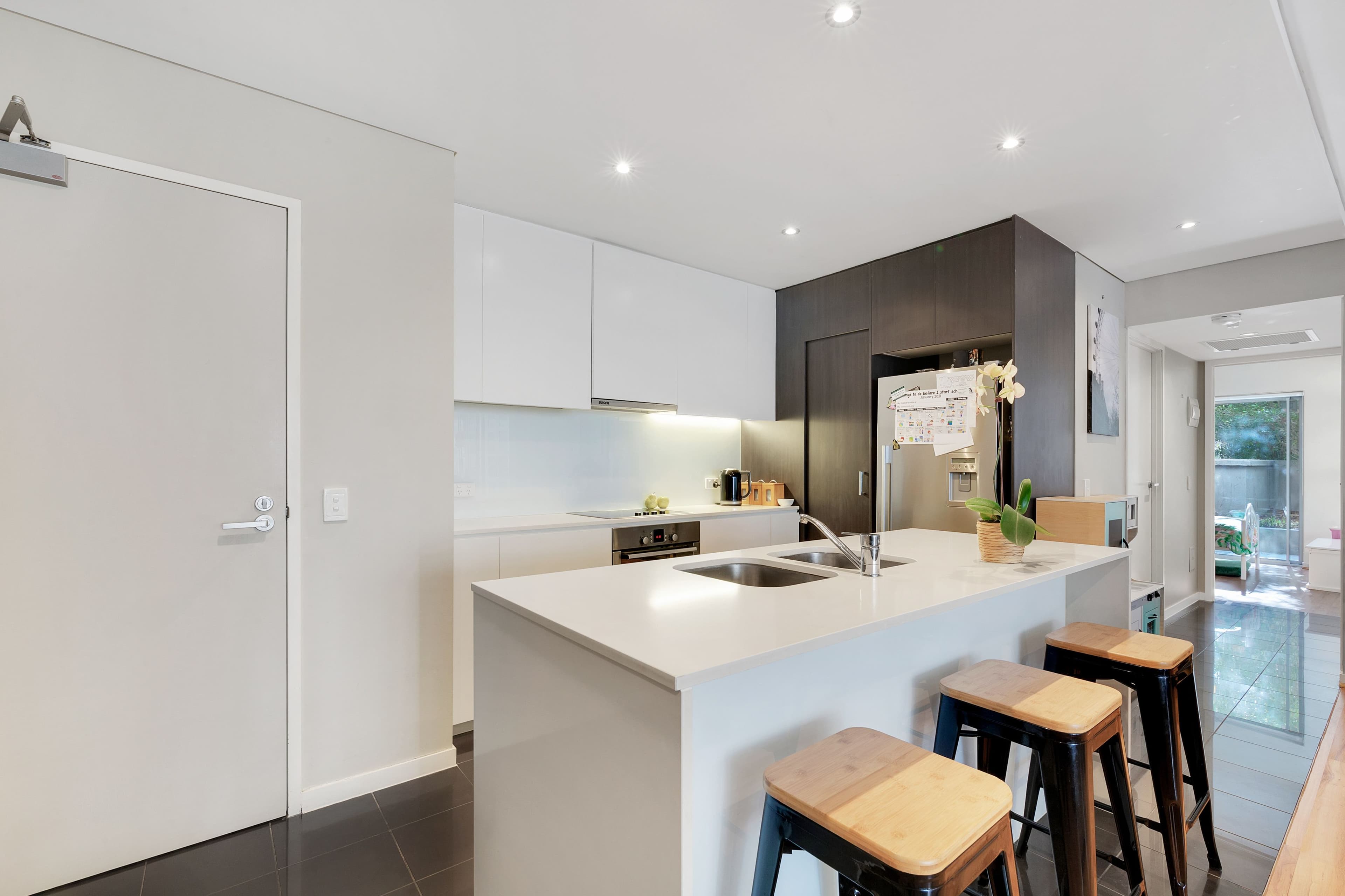 18 Paradise Street, Highgate Hill QLD 4101, Highgate Hill - Thumbnail 4
