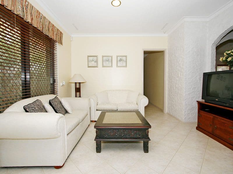 212 Riseley Street, BOORAGOON WA 6154, Booragoon - Thumbnail 5