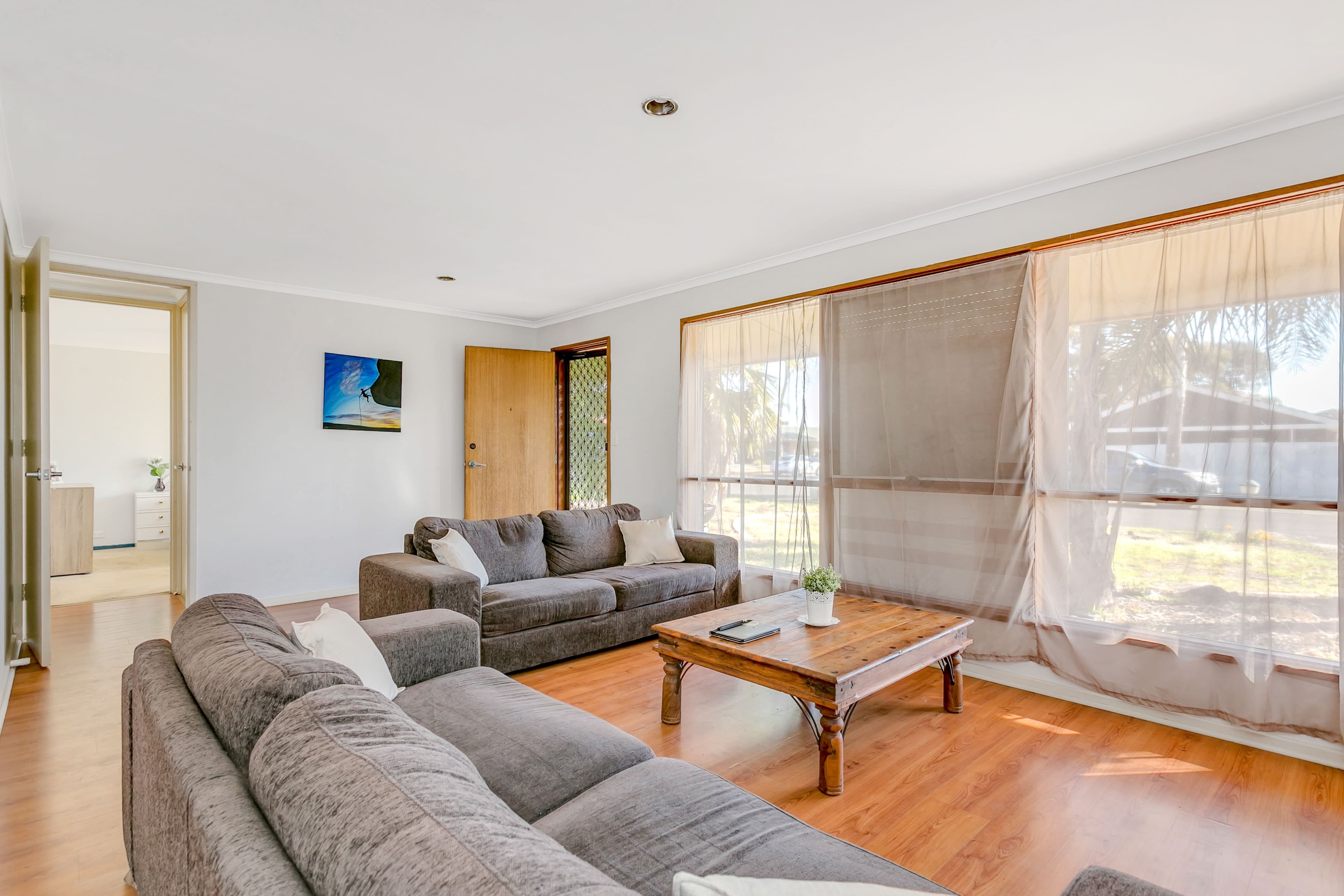 6 Buckland Street, Parafield Gardens SA 5107, Parafield Gardens - Thumbnail 2