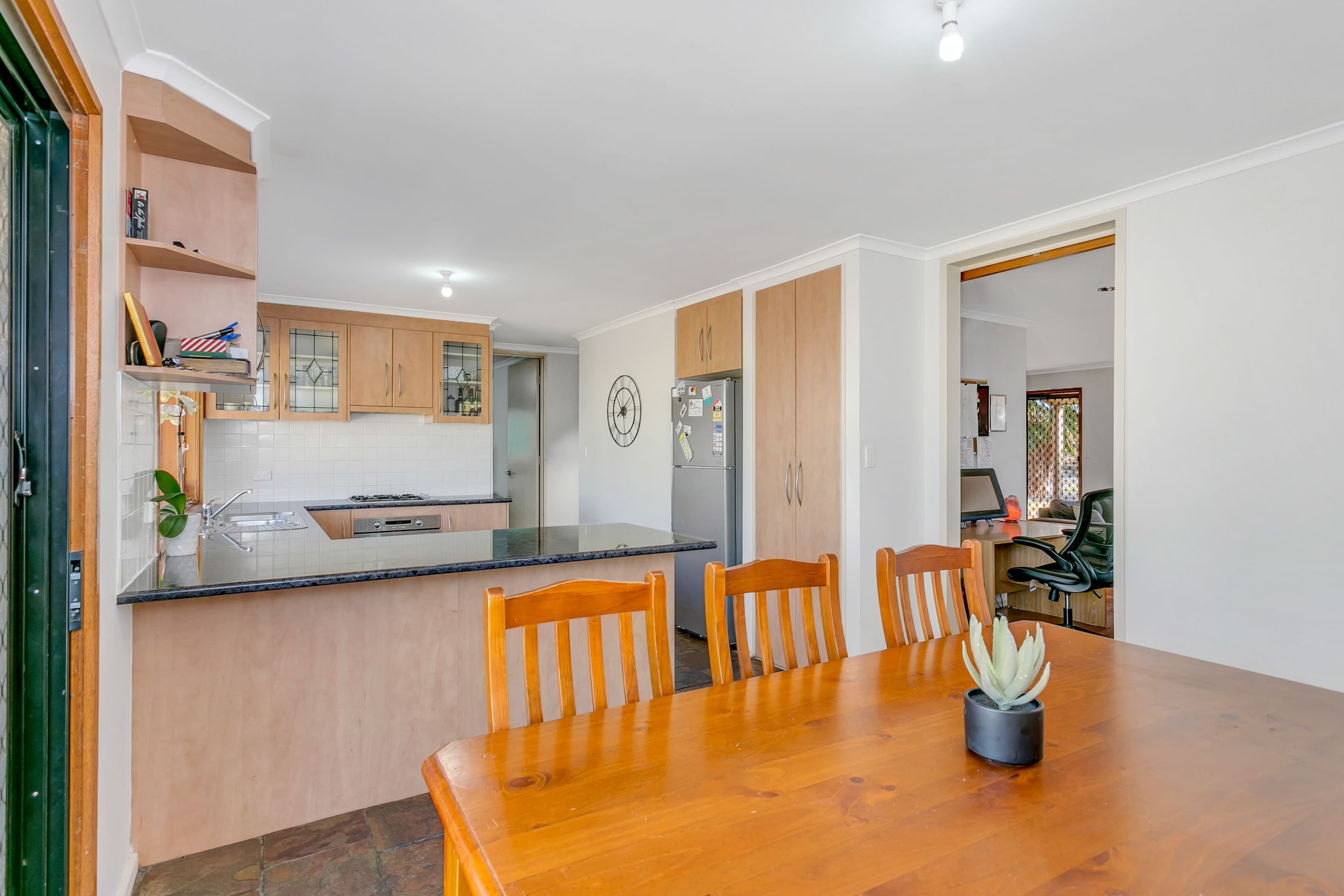 6 Buckland Street, Parafield Gardens SA 5107, Parafield Gardens - Thumbnail 4