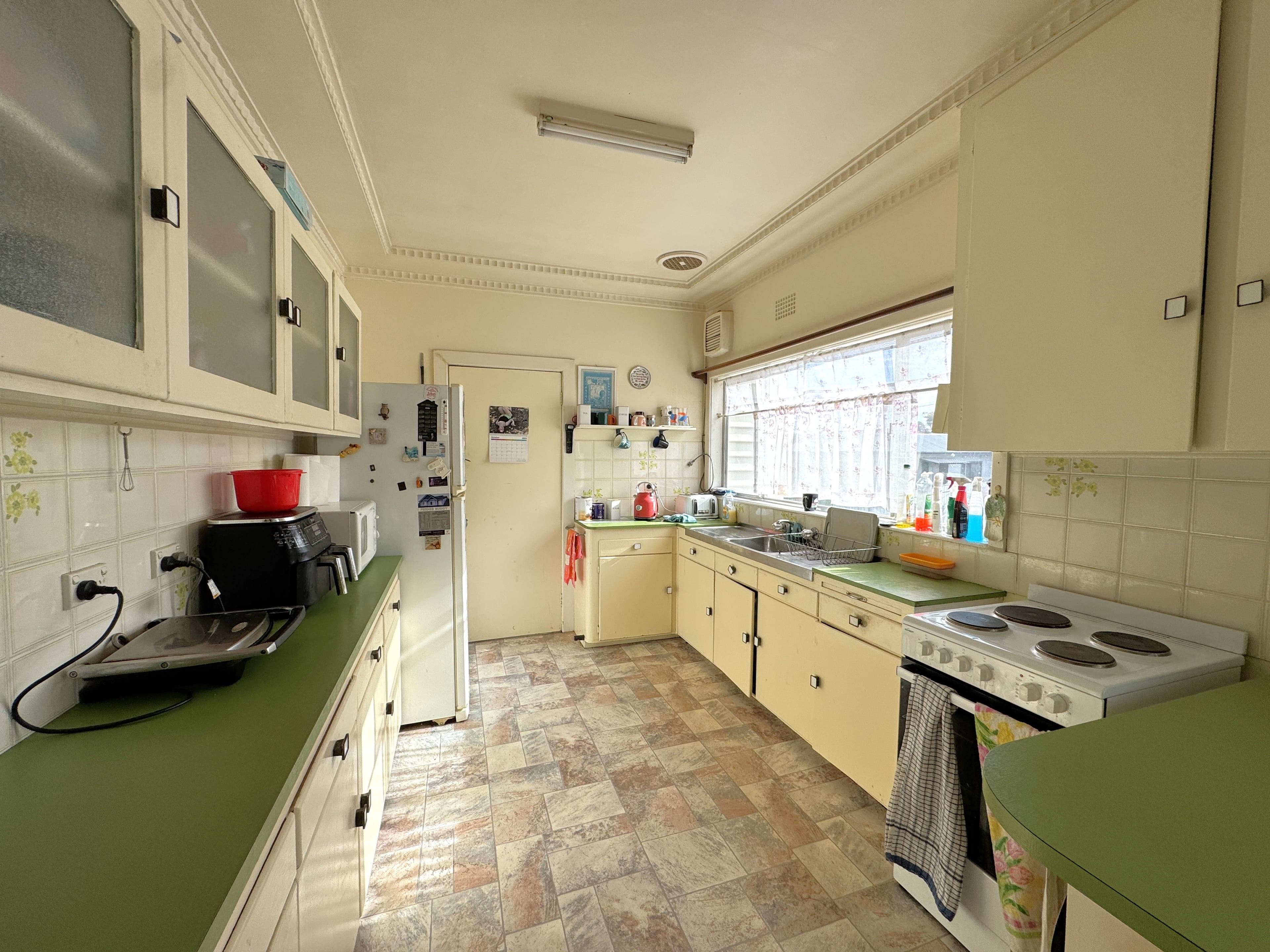 7 Taylor Road, Young NSW 2594, Young - Thumbnail 3