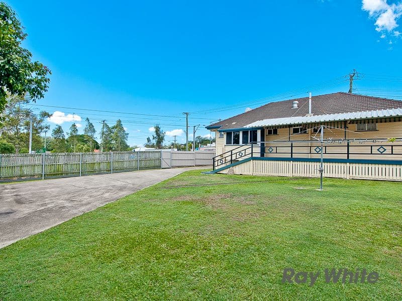 88 South Pine Road, ALDERLEY QLD 4051, Alderley - Thumbnail 3