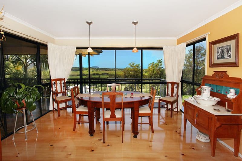 303-305 Upper Rosemount Road, Rosemount QLD 4560, Rosemount - Thumbnail 4