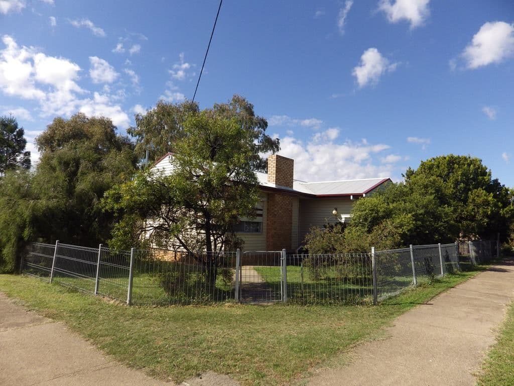 1 David Street, Tamworth NSW 2340, Tamworth - Image 1