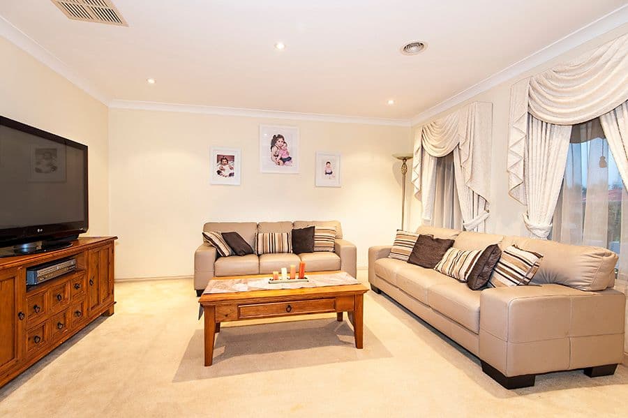 12 Avion Rise, SOUTH MORANG VIC 3752, South Morang - Thumbnail 2