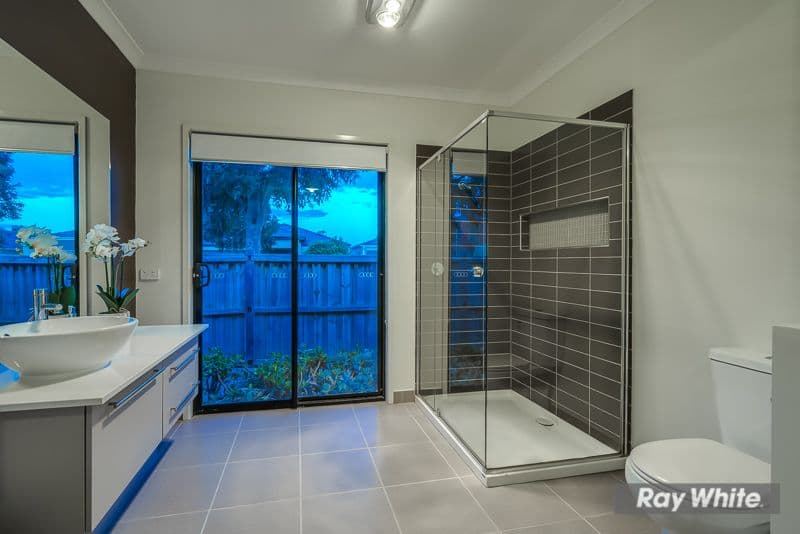 2 Prudence Parade, Point Cook VIC 3030, Point Cook - Thumbnail 6