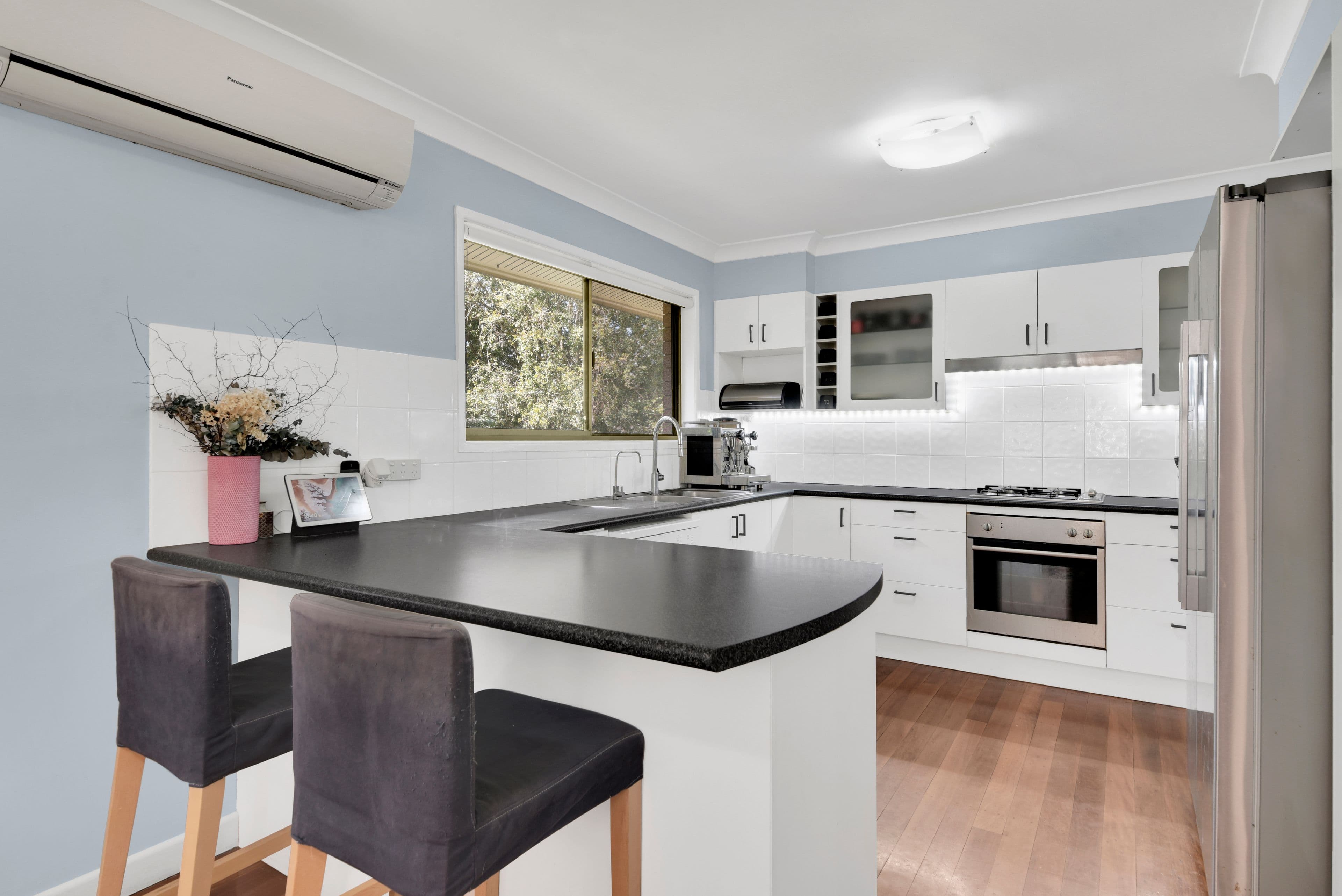 44 Eranga Street, The Gap QLD 4061, The Gap - Thumbnail 2