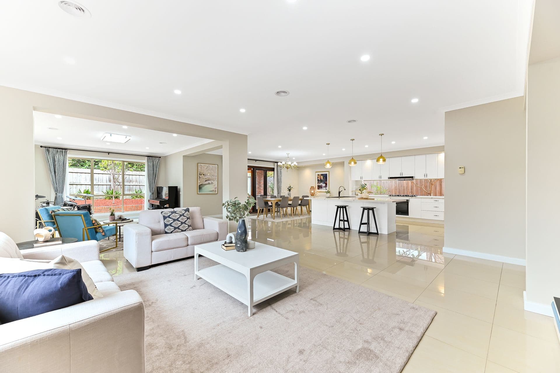 66 Bogong Avenue, Glen Waverley VIC 3150, Glen Waverley - Thumbnail 2
