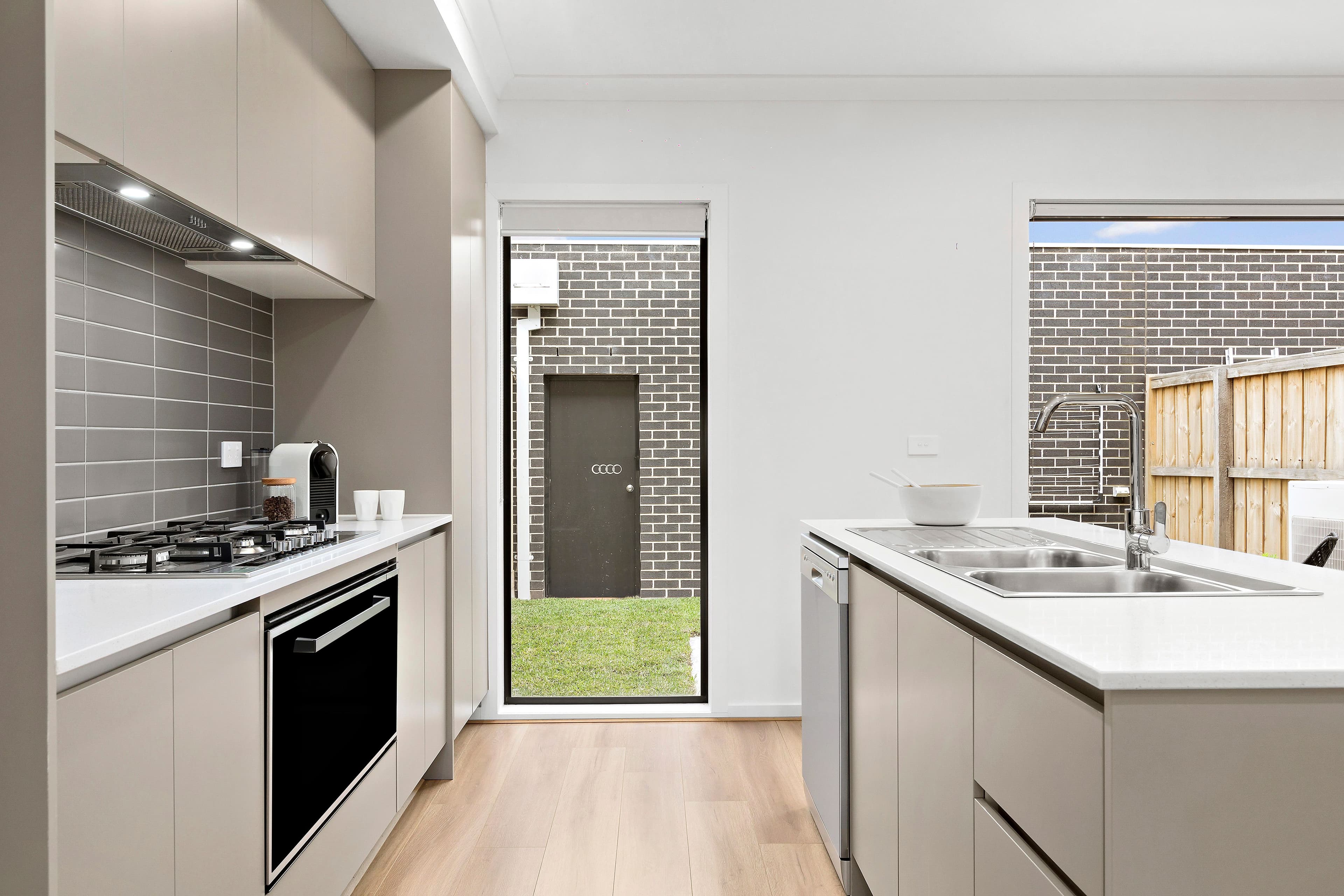 50 Halcyon Road, DEANSIDE VIC 3336, Deanside - Thumbnail 4