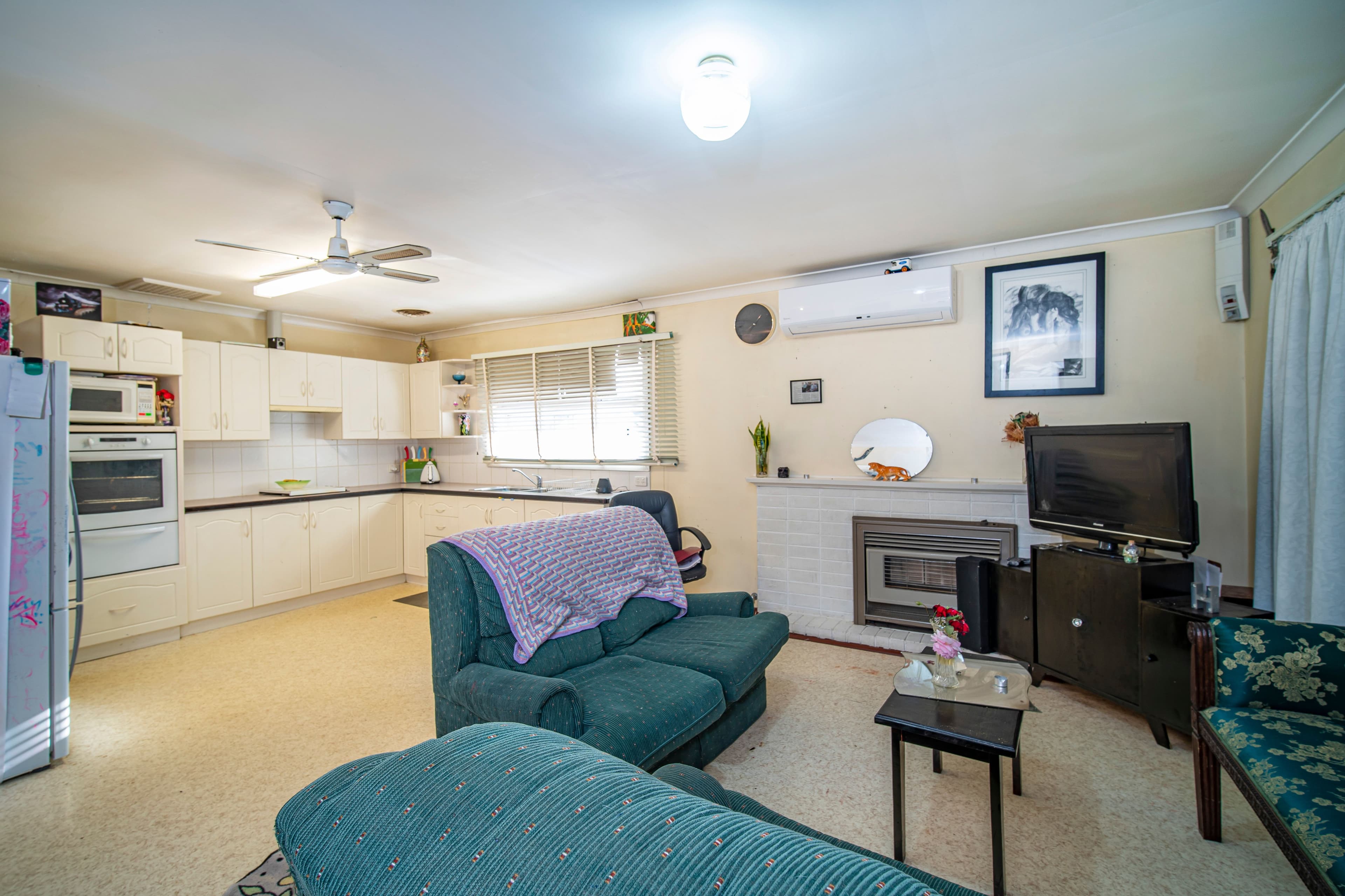 2 Oakland Avenue, Cloverdale WA 6105, Cloverdale - Thumbnail 5