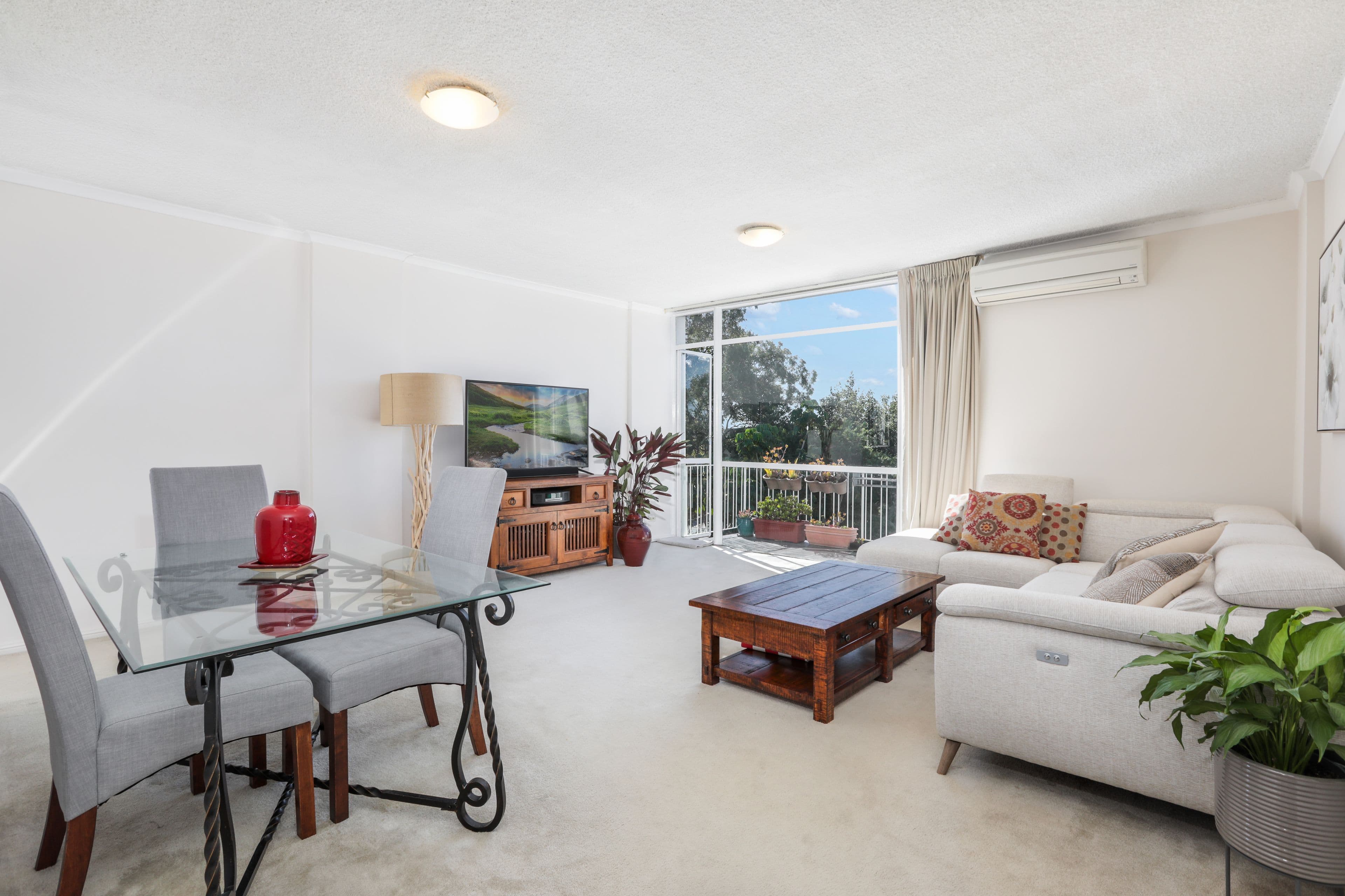 2/13 Tabilban Street, Burleigh Heads QLD 4220, Burleigh Heads - Image 1